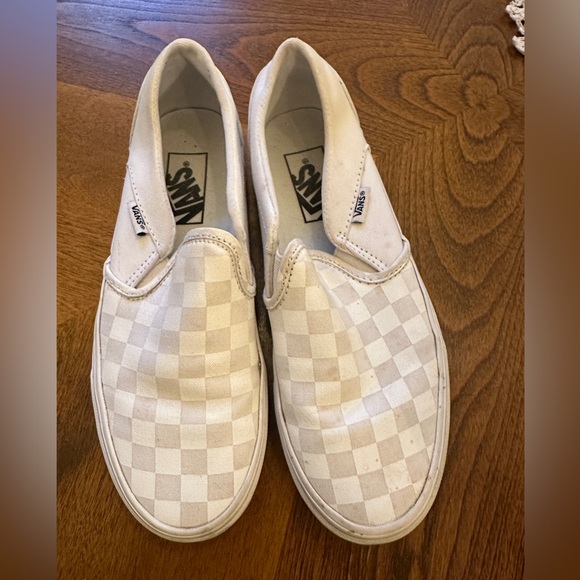 White checkered vans - Picture 1 of 4